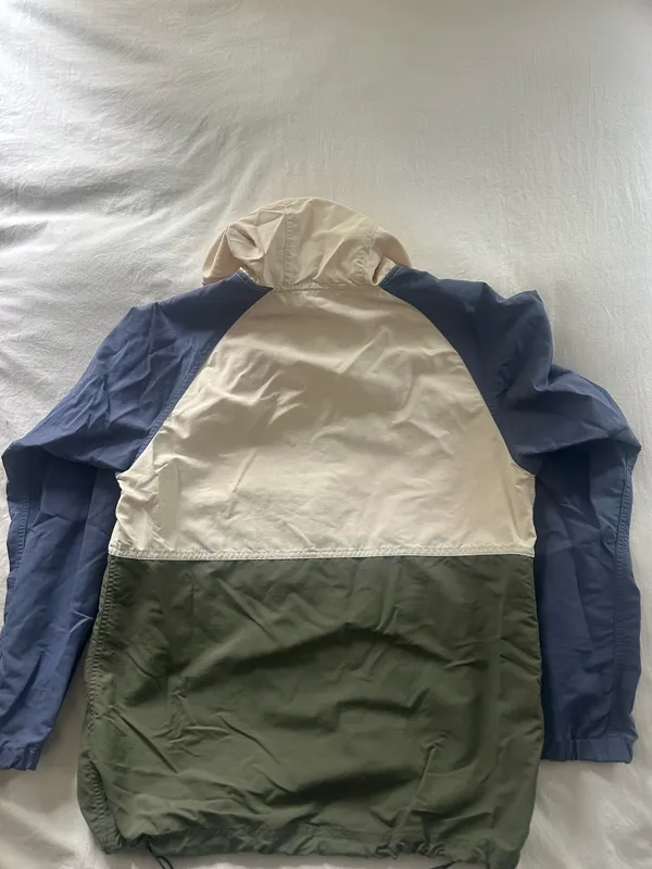 L.L.Bean Mountain Classic Anorak in a multicolor block design - Image 2