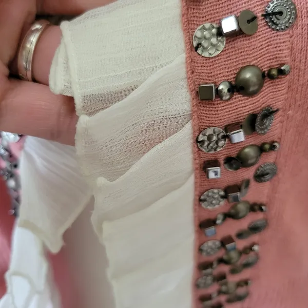 Bke Boutique blush pieced fabric cardigan size large - Image 3