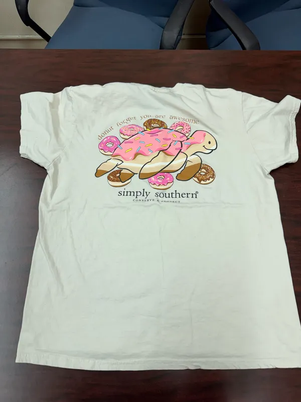 Simply Southern Donut Turtle Beige Short Sleeve Tee Size Large - Image 3