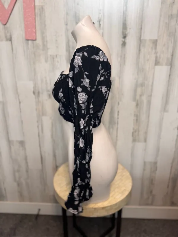 Motel Rocks Black Floral Long Sleeve Smocked Crop Top Womens Medium Milkmaid Boh - Image 3