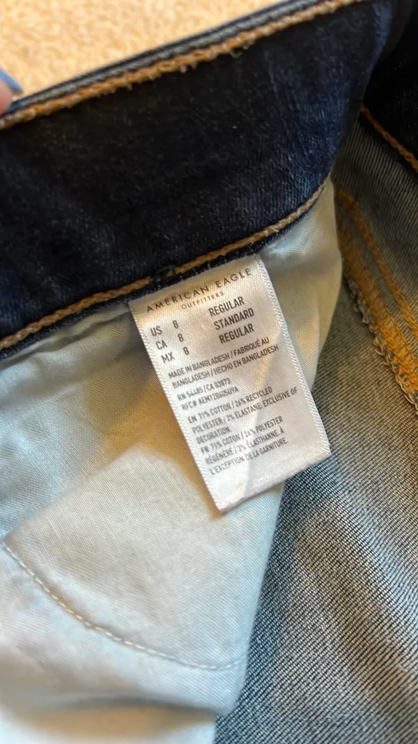 American Eagle Jeans - Image 4