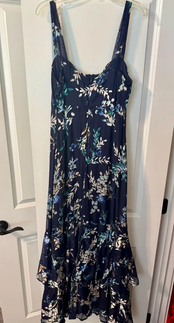 Lulus Dress Floral Maxi Navy - Image 2