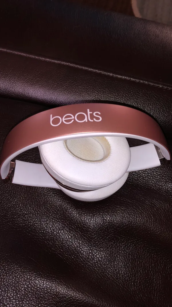 Beats by Dre Solo 3 Wireless Rose Gold - Image 5