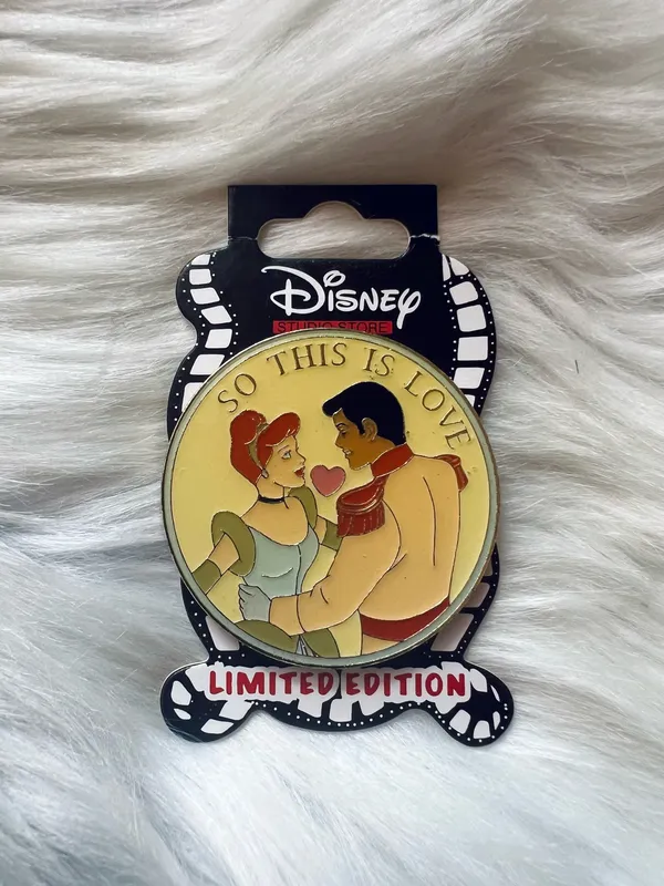Disney Cinderella Pin - Image 3