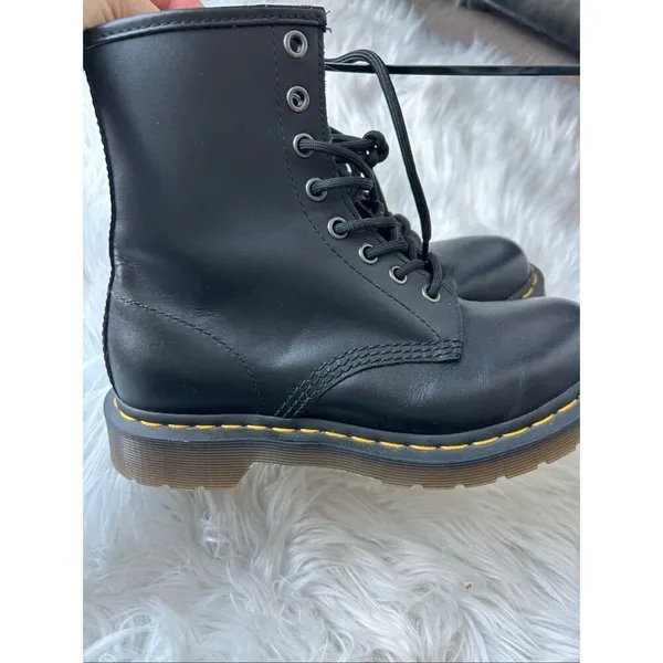 Dr martens Smooth Leather Lace Up Boots black size 7 - Image 8