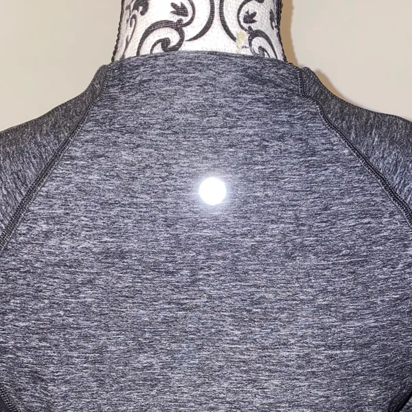 Lululemon Athletica Reversible Find Your Bliss Jacket Size 6 - Image 11