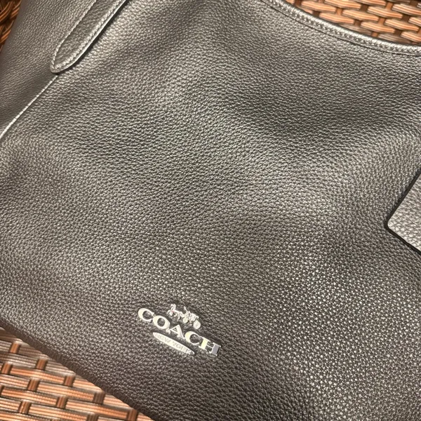 NWT Coach CM074 Black Pebbled Leather “Meadow” Shoulder Bag - Image 5