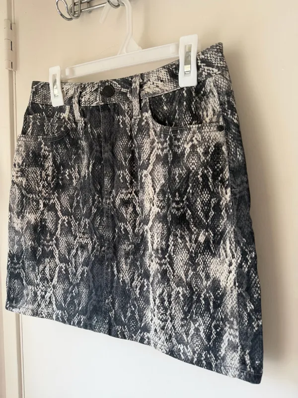 Zara Z1975 Denim Snake Print Mini Skirt Size XS - Image 2