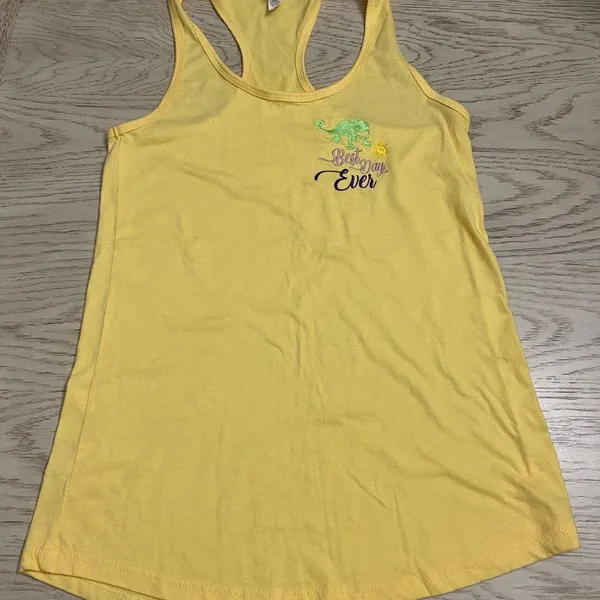 Yellow Pascal from Disney's Tangled Tank Top with Embroidery Size M - Image 4