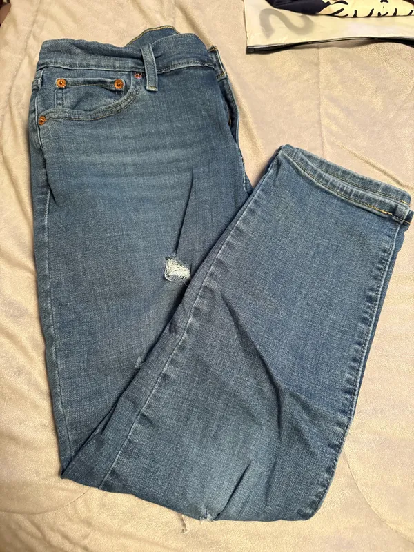 Levi’s Women’s Denim Blue Jeans - Image 3