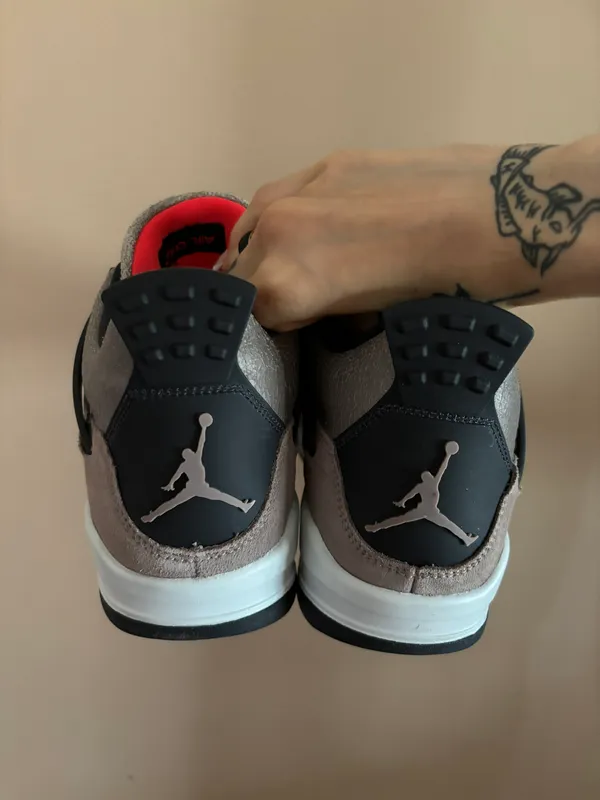 Jordan Air 4 Retro GS ‘Taupe Haze’ - Image 4