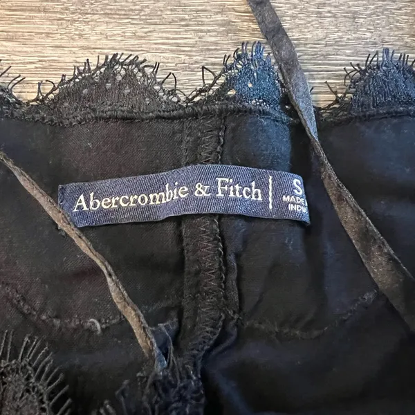 Abercrombie & Fitch Black Camisole with Lace - Image 2