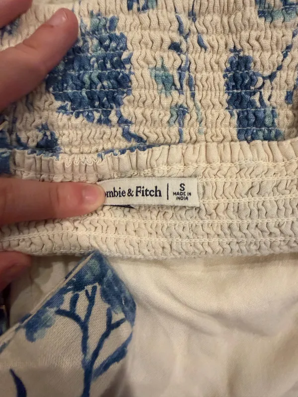 Abercrombie Tank Crop - Image 4