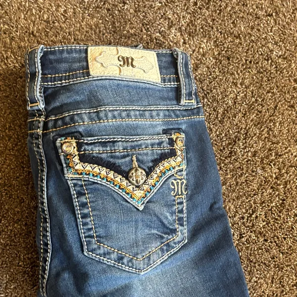 Miss Me Indigo Denim Capris - Image 5