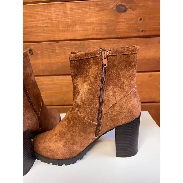a.n.a Ronnie Faux Suede Boots Sz 9.5 Whiskey NIB - Image 7