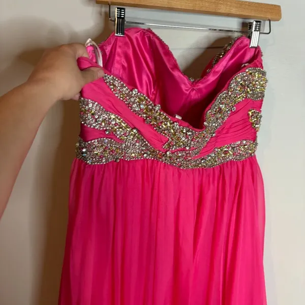 Sherri Hill bright pink embellished strapless formal dress - Image 4