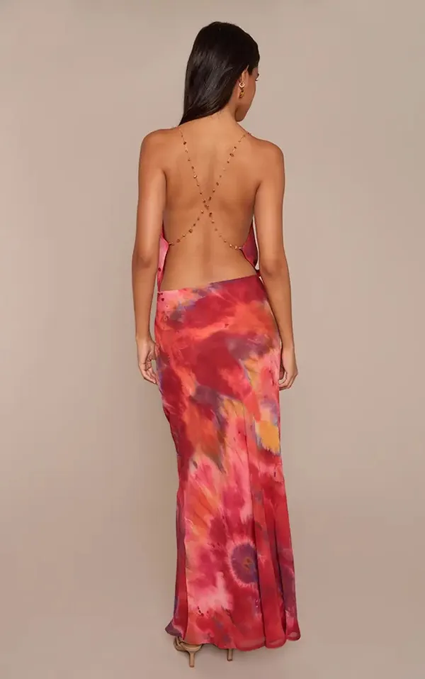 Pretty Little Thing Backless Maxi Dress - Image 2