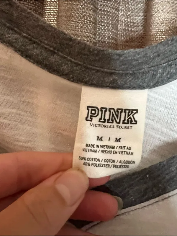 Pink Victoria’s Secret Y2K Raglan Long-Sleeve Top in White and Gray Size Medium - Image 6