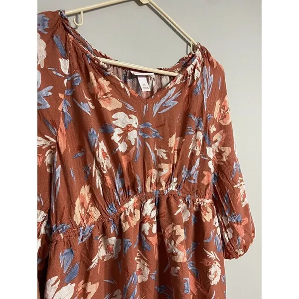 Isabel Maternity Salmon Colored Floral Maternity Blouse Womens XS - Image 2