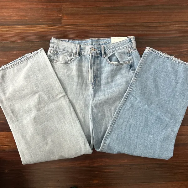 Skater Two Toned Distressed Women's Jeans - Image 3
