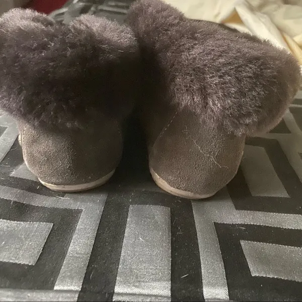 EMU Brown loafer style booties, Women's Moccasin Slippers Micro Suede Warm Faux - Image 8