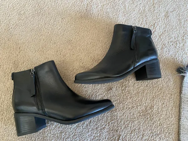 Aqua college Waterproof Booties Black Size 7.5 - Image 2