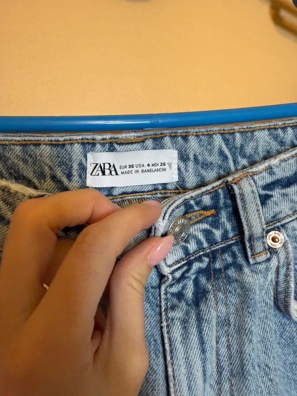 Mom Jeans - Image 2