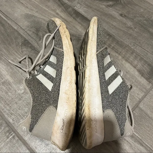 Adidas Grey Cloudfoam tennis shoes - Image 7