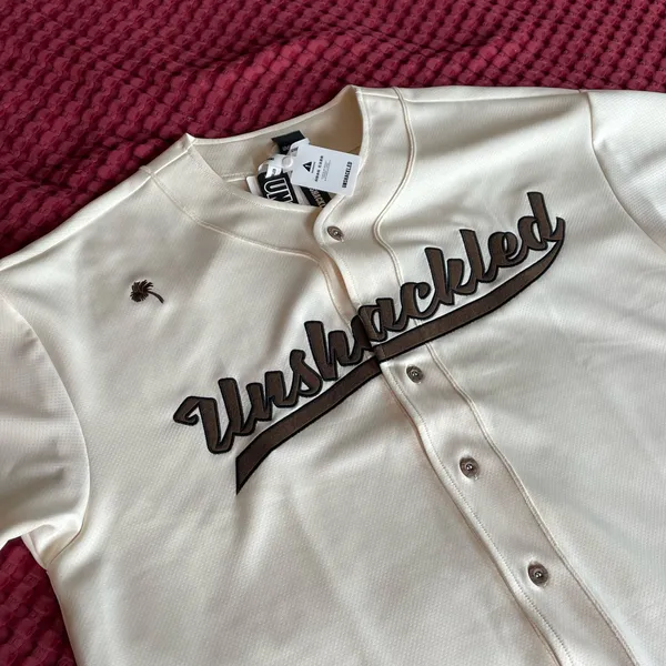 NWT Unshackled Oversized Baseball Jersey XXL White - Image 4