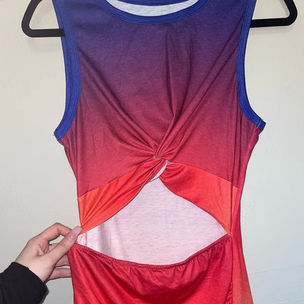 Amazon NWT-open back rainbow dress - Image 3