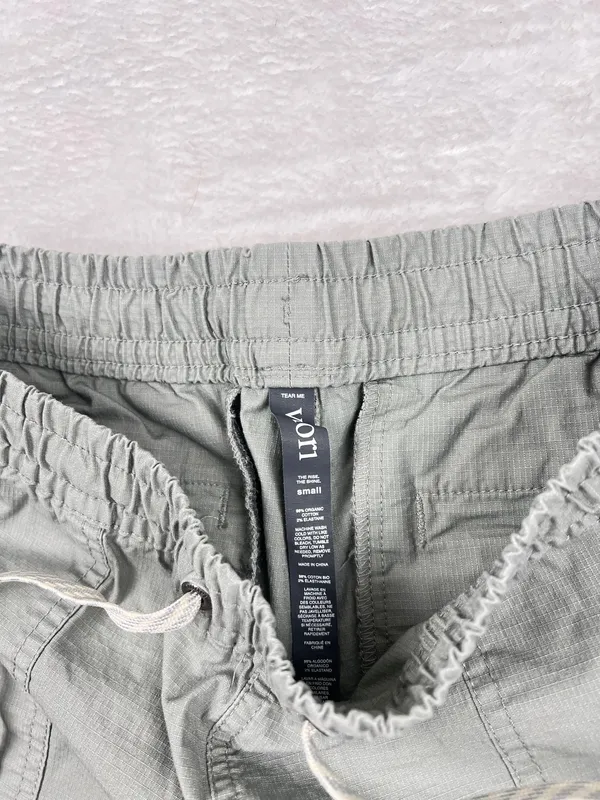 Vuori Vintage Ripstop Shorts Sage Green Raw Hem Organic Cotton Size Small - Image 2