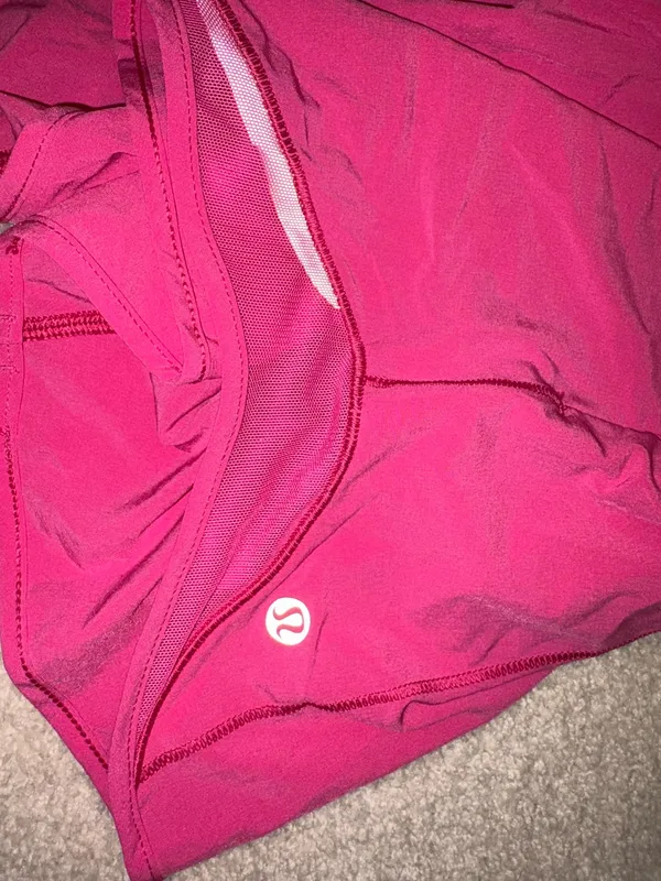 Lululemon Shorts Hotty Hot 2.5" Pink Sonic - Image 2