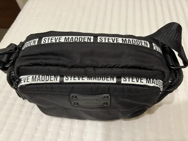 Crossbody - Image 2