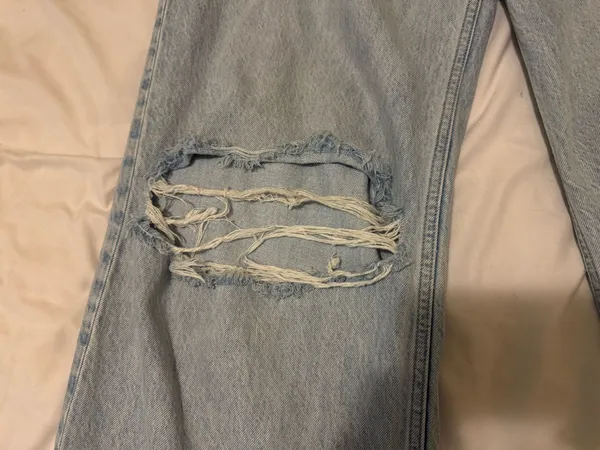 Abercrombie Low-Rise Ultra Loose Jeans - Image 7