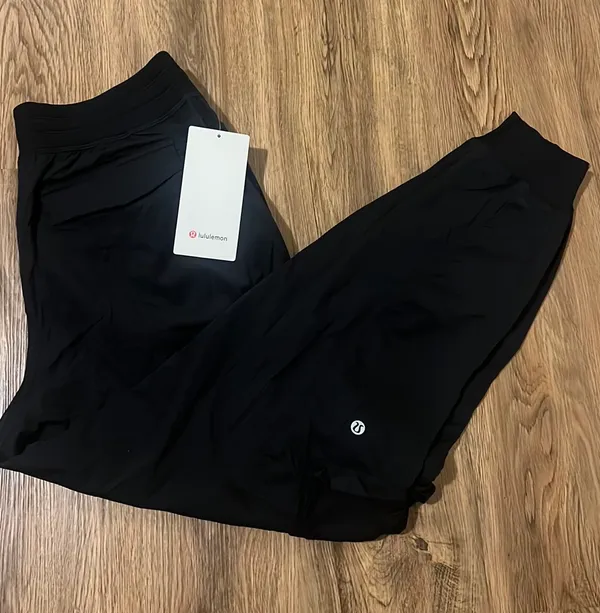 Lululemon Dance Studio Relaxed Fit MR cargo Jogger - Image 2