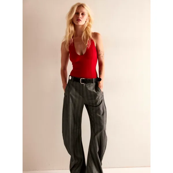 Free People Sleek Rib Plunge Cami Red size M/L - Image 4