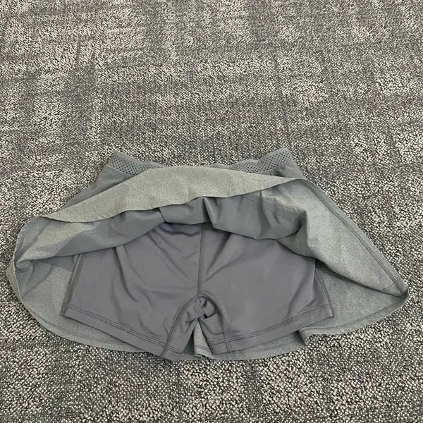 Nike Women's Light Gray Mini Skirt - Image 6