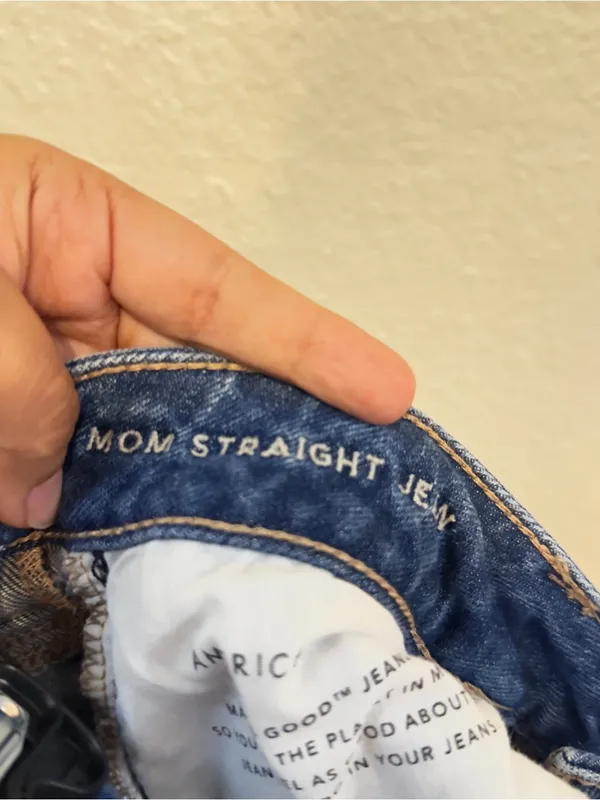 American Eagle Outfitters Mom straight jeans - Image 10