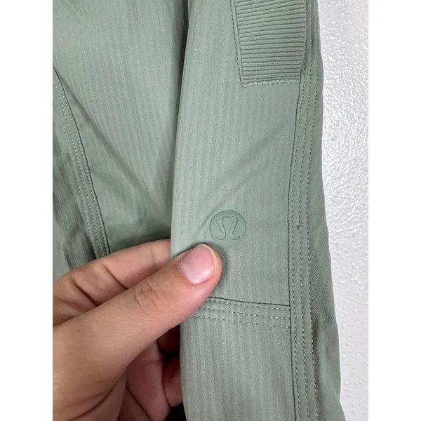 Lululemon Dance Studio Relaxed-Fit Mid-Rise Cargo Pant Grey Eucalyptus Size 4 - Image 6