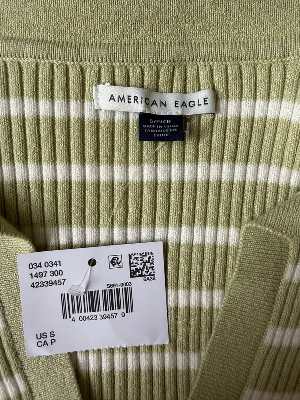 American Eagle Sweater - Image 2