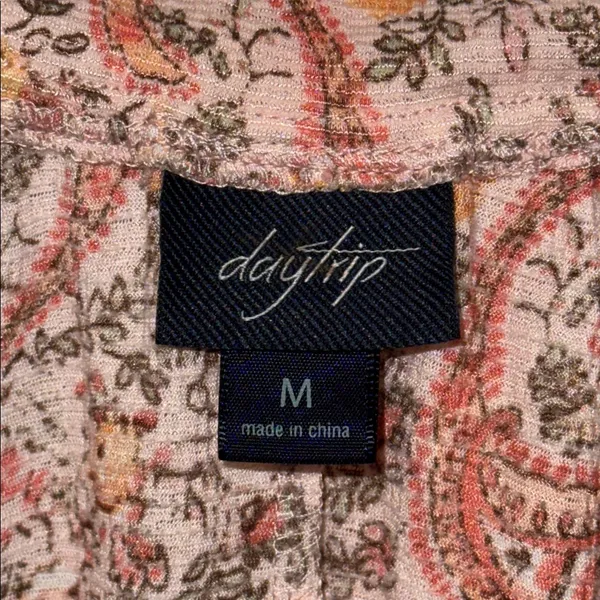Daytrip Boho Peasant Blouse Top Blush Floral Paisley Print Women’s Medium M - Image 12