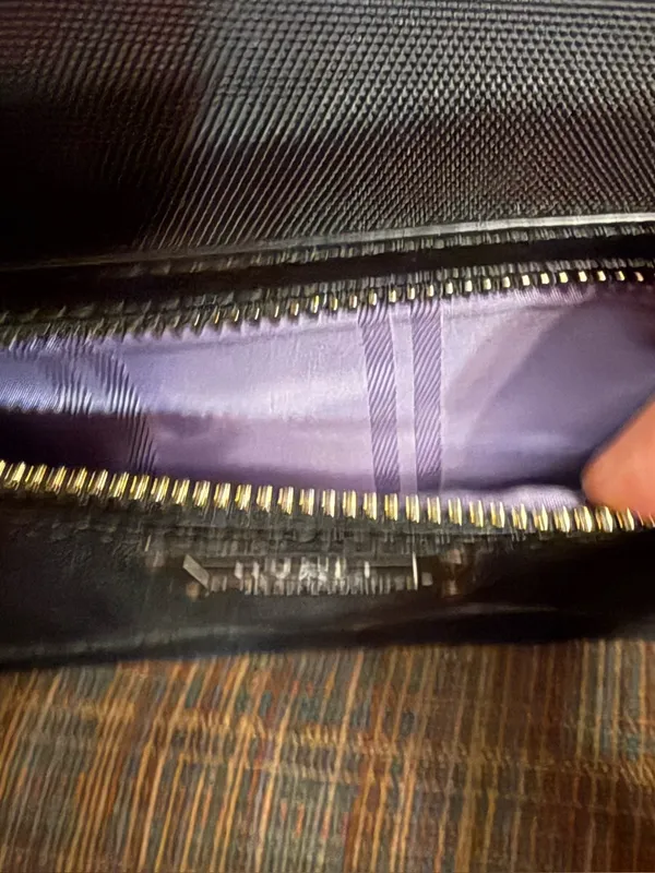 Tumi Black Hanging Toiletry Bag - Image 4