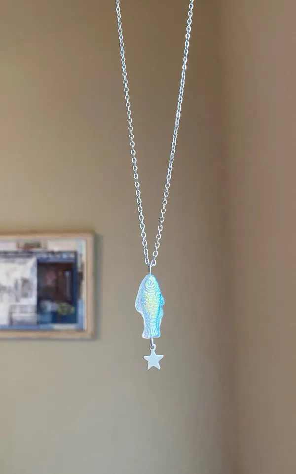 Handmade quality Czech glass fish & star boho funky fairy necklace🌀🐟💚 - Image 4