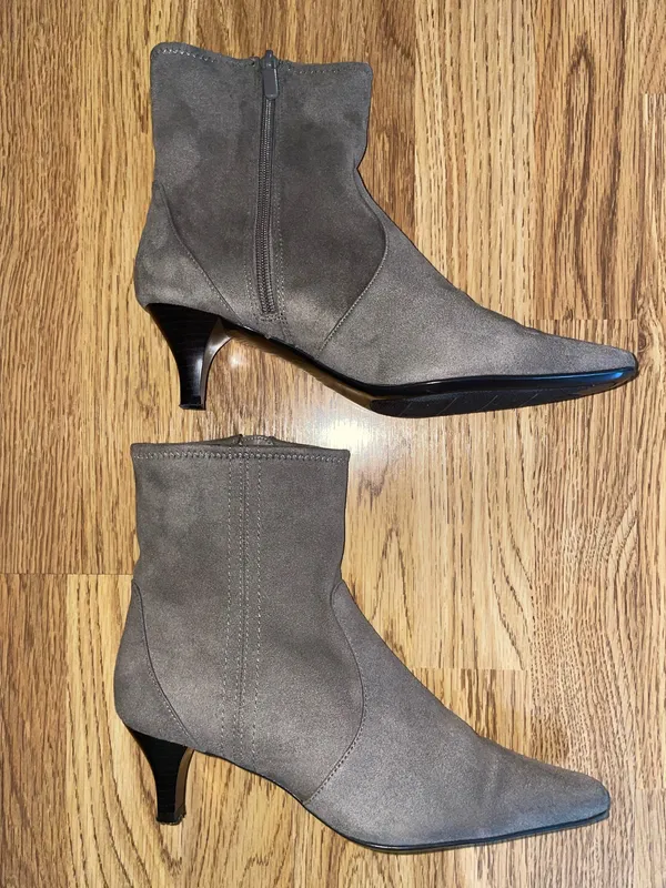 Apostrophe Brown Suede Ankle Booties Boots Women’s 8.5m Kitten Heel Side Zip - Image 3