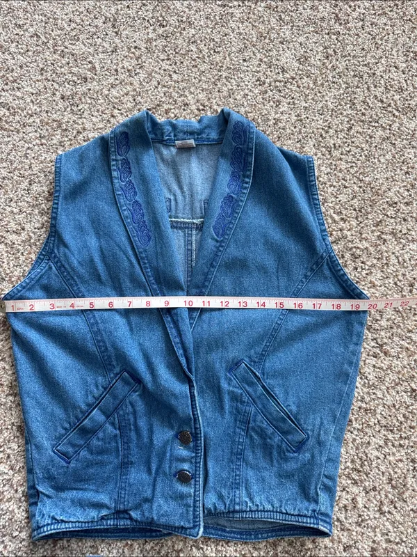 Denim Vest with Embroidered Shawl Collar vintage - Image 7