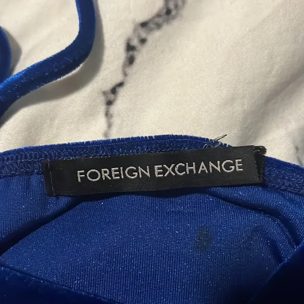 Foreign Exchange Blue Velvet Crop Top - Image 3