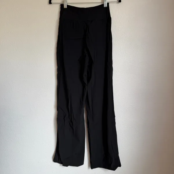 NWT Halara High Waisted Side Pocket Flare‎ Leggings in Black - Image 2