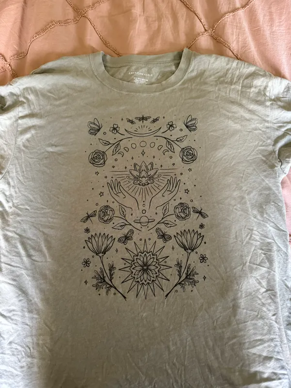 American Eagle Oversized Graphic Tee - Image 2