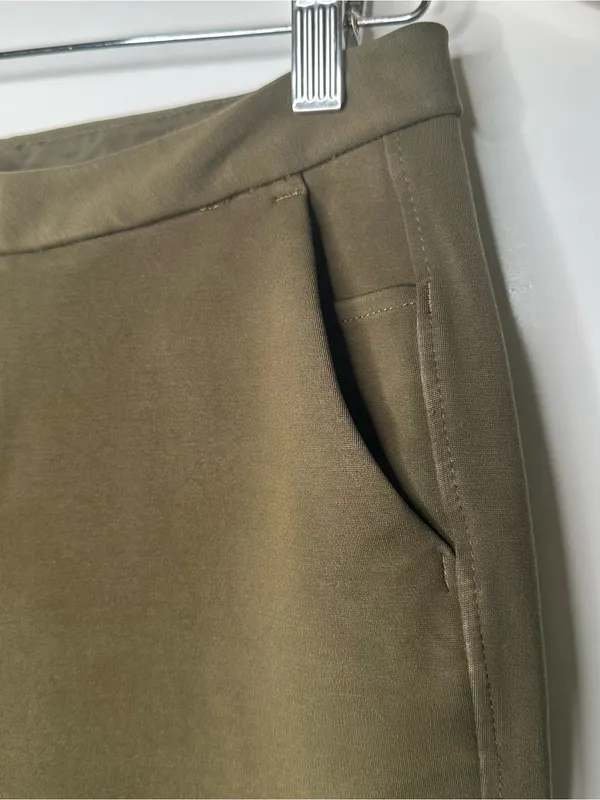Lululemon Olive Green Slim Leg Career Performance Pants Size 6 - Image 5