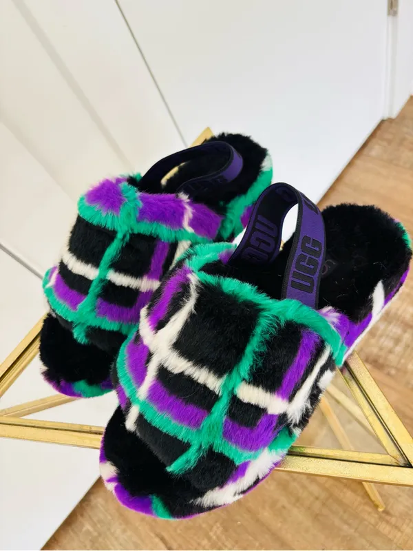 Ugg Fluff Yeah Punk Plaid Slide slippers size 8 women's - Image 3